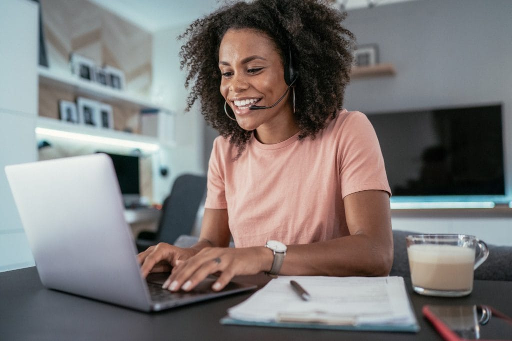 Vaga Home Office: Analista de Atendimento na Incentivar vaga home office